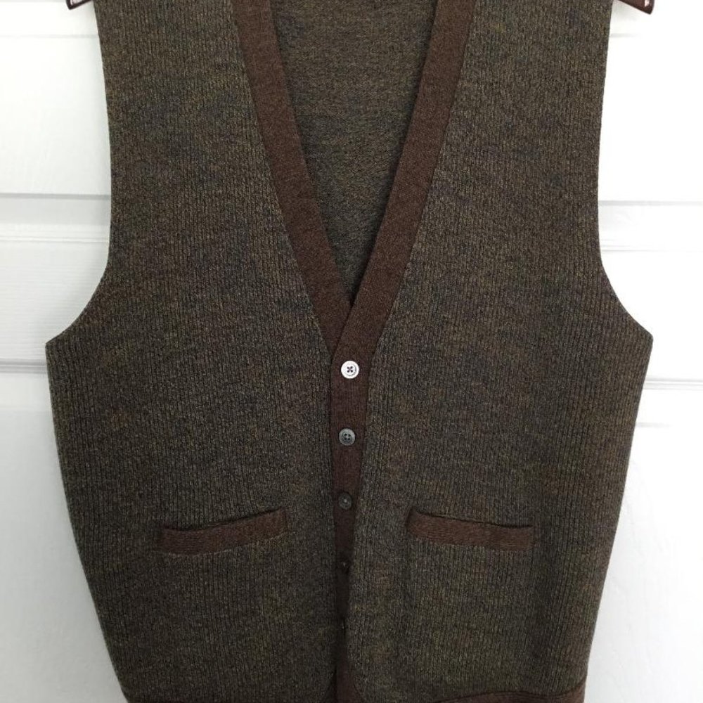 VEST